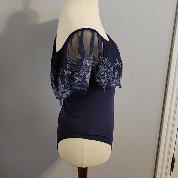 Alya Off the Shoulder Ruffled Bodysuit - Picture 4 of 5